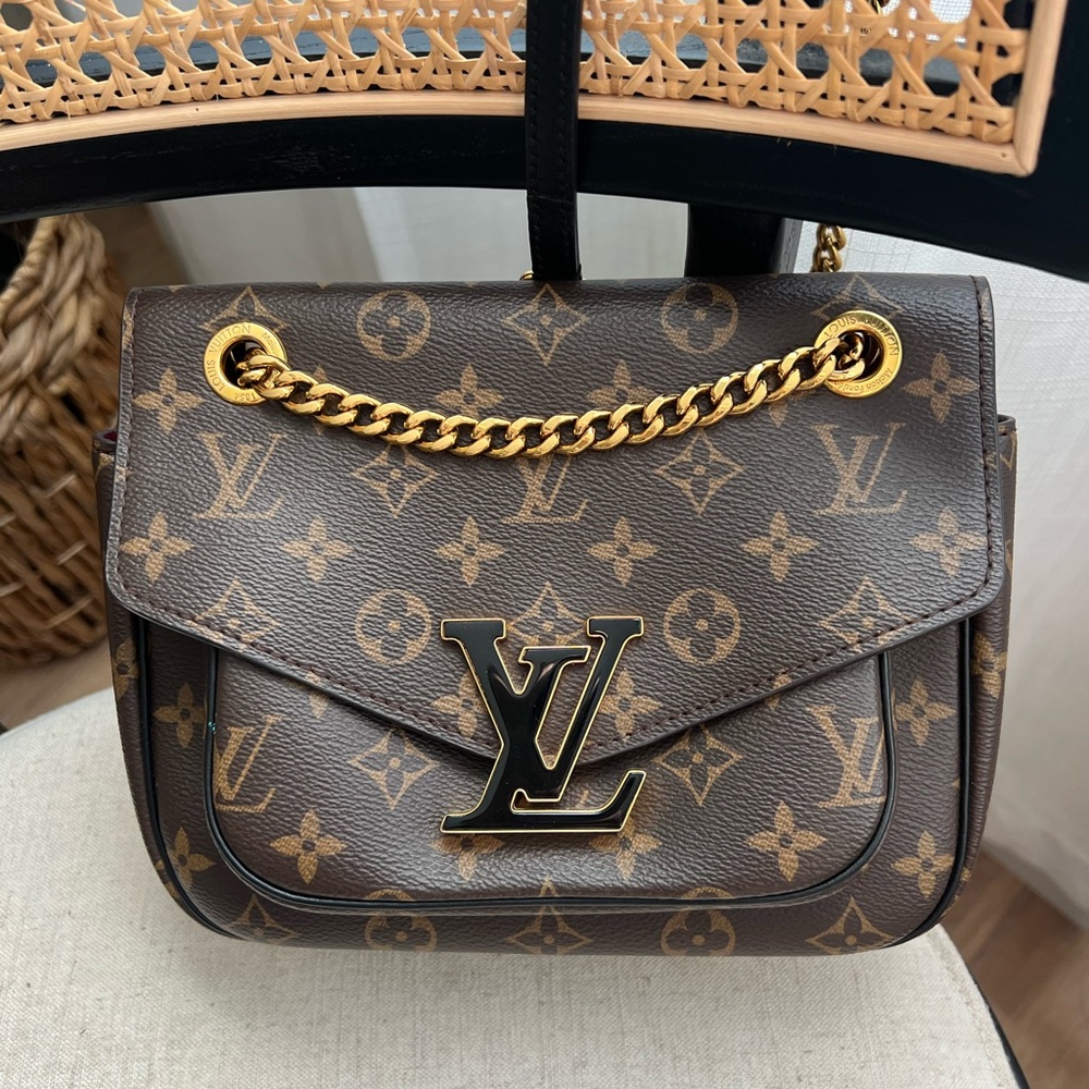 ❤️‍🔥Authentic Louis Vuitton Passy